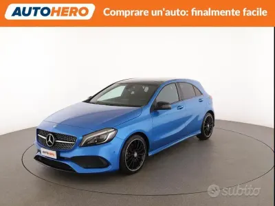 Usata Mercedes A180 109 CV (80 kW) 2016 Bluazzurro Utilitaria