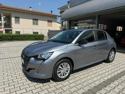 Usata Peugeot 208 Active 75 CV (55 kW) 2022 Argento Utilitaria