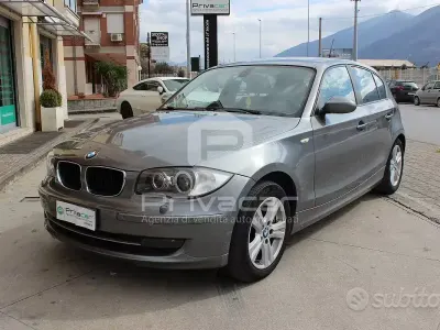 Usata BMW 118 143 CV (105 kW) 2008 Grigio Utilitaria