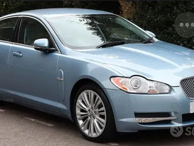 Usata Jaguar XF 207 CV (152 kW) 2008 Bluazzurro Berlina