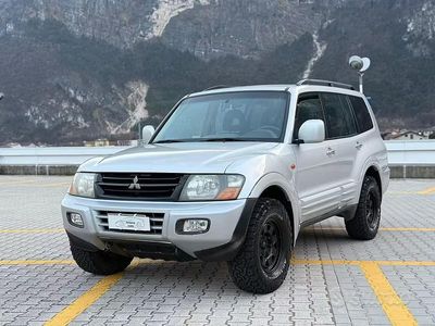 Usata Mitsubishi Pajero 160 CV (117 kW) 2002 Grigio SUV