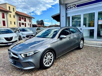 Occasion Mercedes A180 116 ch (85 kW) 2019 Gris Berline