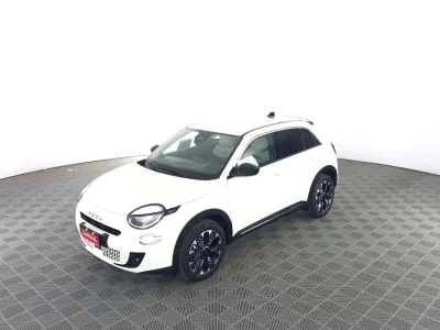 Nuova Fiat 600 La Prima 101 CV (74 kW) 2026 Bianco SUV
