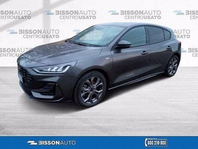 Grigio metallizzato Usata 2022 Ford Focus ST-Line Berlina | 21.500 € (Buon prezzo)