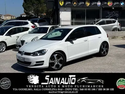 Usata VW Golf VII 105 CV (77 kW) 2014 Bianco Berlina