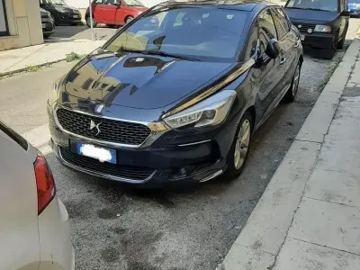 Usata DS Automobiles DS5 Business 120 CV (88 kW) 2016 Nero Utilitaria