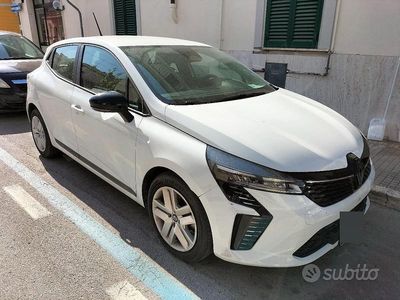 Usata Renault Clio V Evolution 91 CV (66 kW) 2024 Bianco Berlina