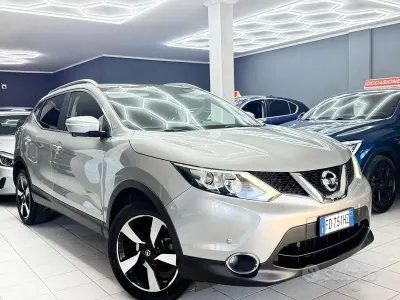 Usata Nissan Qashqai Tekna 110 CV (80 kW) 2016 Grigio SUV