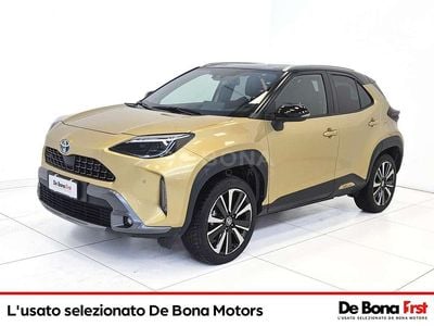 Usata Toyota Yaris Cross 116 CV (85 kW) 2022 Oro SUV