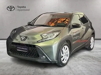 Usata Toyota Aygo X Trend 72 CV (52 kW) 2022 Verde SUV