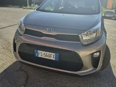 Usata Kia Picanto Active 65 CV (47 kW) 2018 Utilitaria