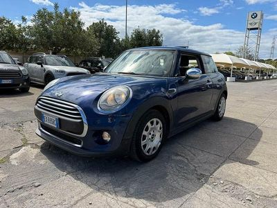 Usata Mini ONE 102 CV (75 kW) 2015 Blu Utilitaria