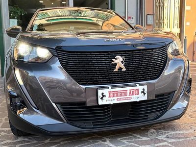 Occasion Peugeot 2008 Active 110 ch (80 kW) 2021 Gris SUV