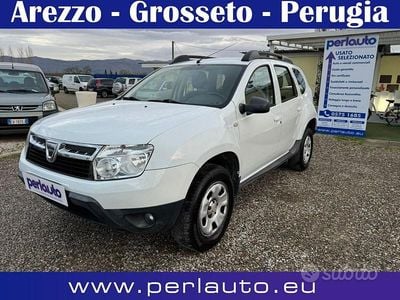 Bianco Usata 2012 Dacia Duster Lauréate SUV | 6600 € (Buon prezzo)