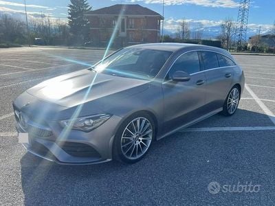 Usata Mercedes CLA200 163 CV (119 kW) 2019 Grigio