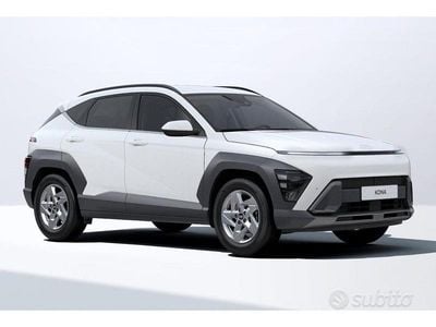Bianco Nuova 2025 Hyundai Kona SUV | 23.900 € (Buon prezzo)
