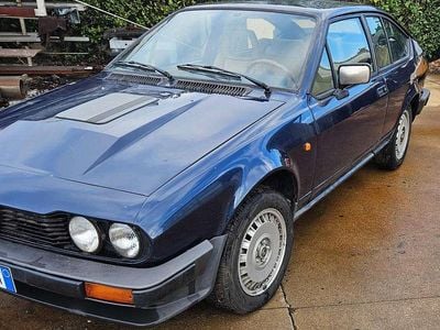 Usata Alfa Romeo GTV 158 CV (116 kW) 1982 Blu/azzurro Coupé