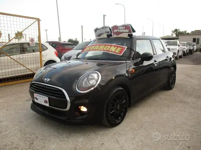 Occasion Mini Cooper D 116 ch (85 kW) 2015 Gris Citadine