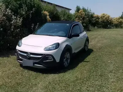 Usata Opel Adam 87 CV (63 kW) 2016 Bianco Utilitaria