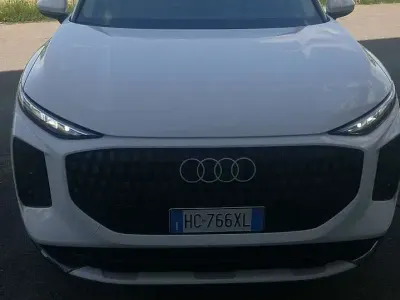 Nouvelle Audi Q3 Business 150 ch (110 kW) 2026 Blanc SUV