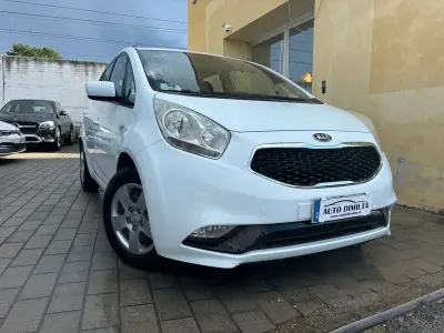 Usata Kia Venga 90 CV (66 kW) 2015 Bianco Utilitaria