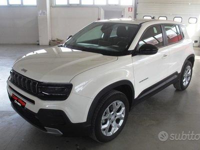 Usata Jeep Avenger Altitude 101 CV (74 kW) 2023 Bianco SUV