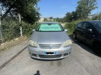 Usata VW Golf IV Sportline 140 CV (102 kW) 2004 Berlina