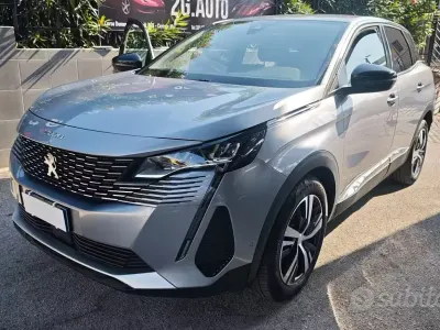 Usata Peugeot 3008 Allure 131 CV (96 kW) 2022 Grigio SUV