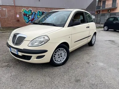 Gebraucht Lancia Ypsilon 60 PS (44 kW) 2004 Beige Kleinwagen