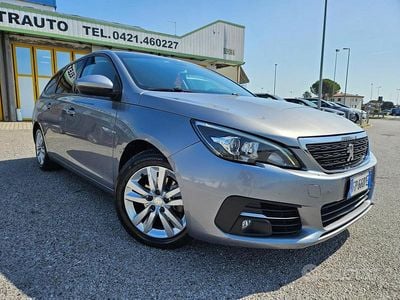 Usata Peugeot 308 120 CV (88 kW) 2018 Grigio Station wagon