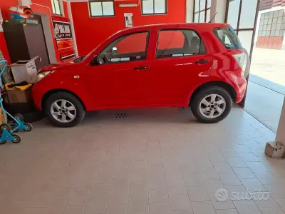 Usata Daihatsu Terios 86 CV (63 kW) 2010 Rosso SUV