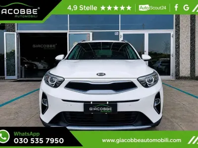 Usata Kia Stonic Urban 82 CV (60 kW) 2021 Bianco SUV