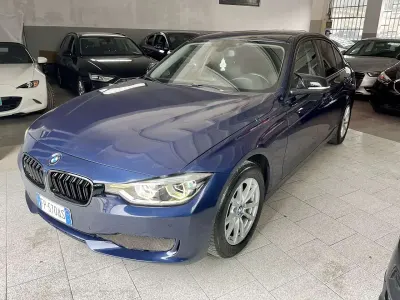 Usata BMW 318 Advantage 150 CV (110 kW) 2018 Blu/azzurro Berlina