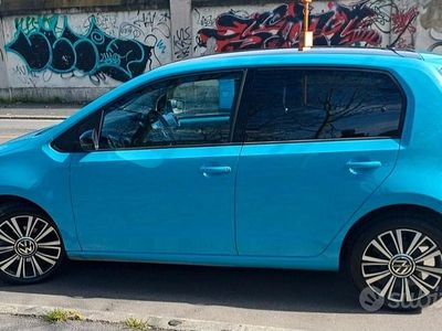 Usata VW up! Sport 65 CV (47 kW) 2020 Blu Utilitaria