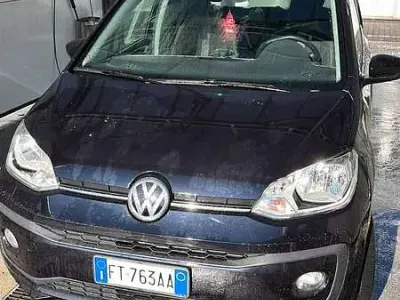 Usata VW up! Highline 68 CV (50 kW) 2018 Utilitaria