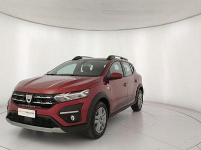 Usata Dacia Sandero Comfort 101 CV (74 kW) 2022 Rosso Utilitaria