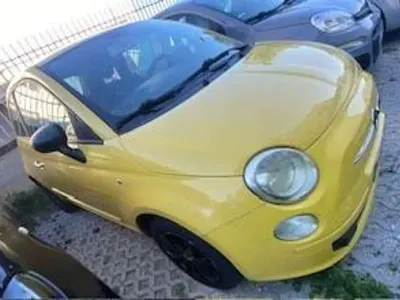 Usata Fiat 500 75 CV (55 kW) 2008 Giallo Utilitaria