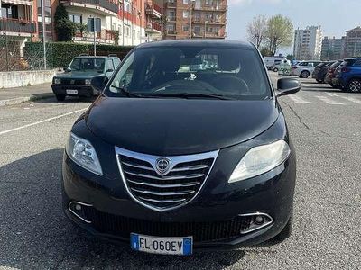 Usata Lancia Ypsilon Gold 86 CV (63 kW) 2011 Nero Utilitaria