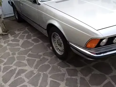 Usata BMW 635 218 CV (160 kW) 1981 Grigio Coupé