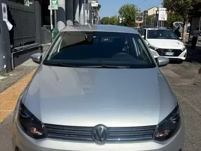 Usata VW Polo 60 CV (44 kW) 2014 Grigio Berlina