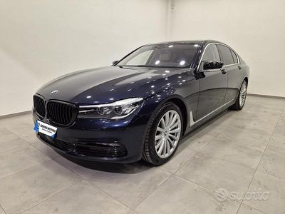 Blu/azzurro Usata 2016 BMW 730 Luxury Line Berlina | 27.450 € (Cara)