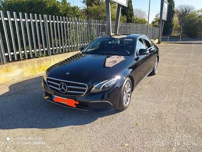 Usata Mercedes E220 194 CV (142 kW) 2019 Nero Berlina