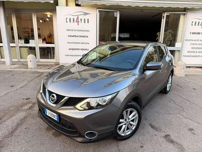 Usata Nissan Qashqai 110 CV (80 kW) 2017 Grigio SUV