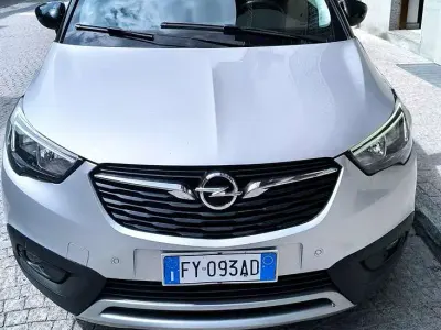 Usata Opel Crossland X S 102 CV (75 kW) 2019 SUV