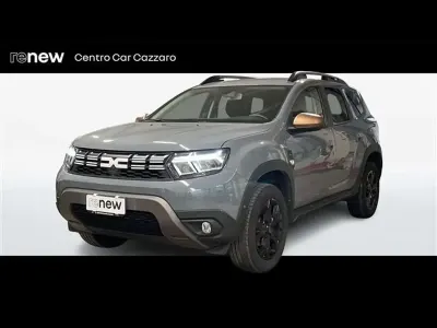 Usata Dacia Duster Extreme 101 CV (74 kW) 2023 Grigio chiaro SUV