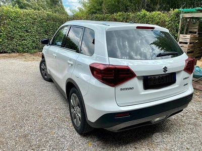 Usata Suzuki Vitara Cool 112 CV (82 kW) 2019 Bianco SUV