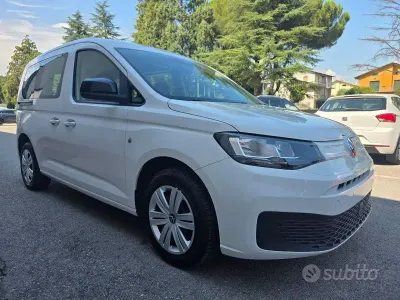Usata VW Caddy Life 102 CV (75 kW) 2021 Bianco Monovolume