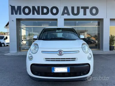 Usata Fiat 500L Lounge 105 CV (77 kW) 2015 Bianco Monovolume