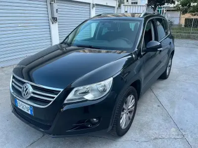 Usata VW Tiguan Sportline 140 CV (102 kW) 2010 Nero SUV
