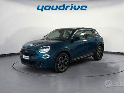 Nuova Fiat 600 La Prima 110 CV (80 kW) 2025 Blu SUV